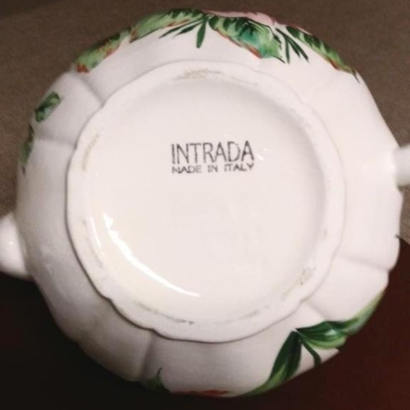 Vintage 3-Piece Teapot Set - Picture 3 of 3